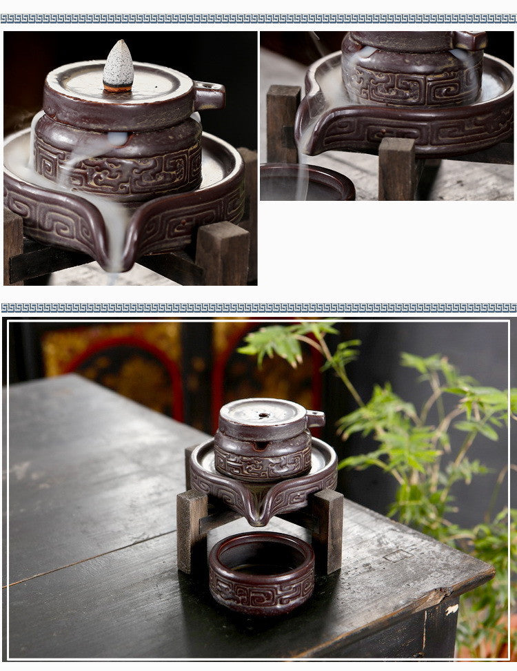 Cascade d’encens japonaise – Brûleur en céramique artisanale (effet fumée inversée)